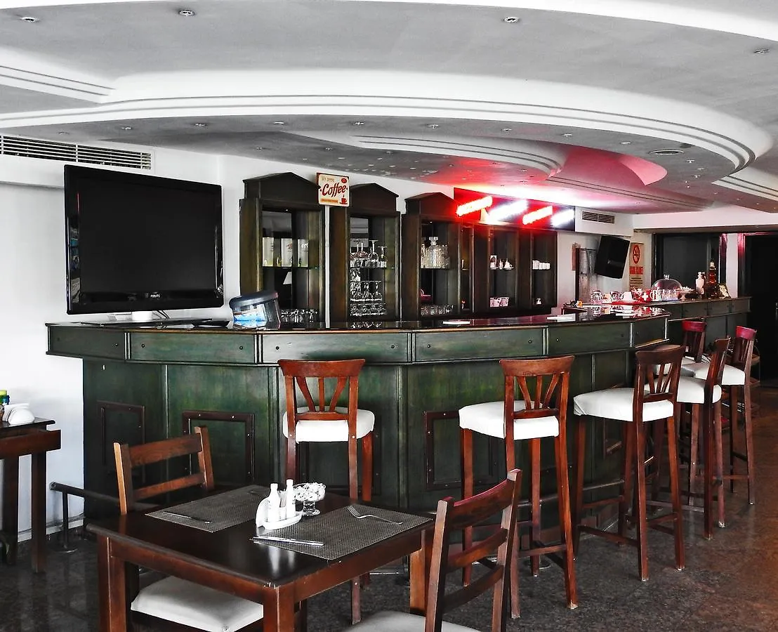 Airport Inn Hotel Стамбул