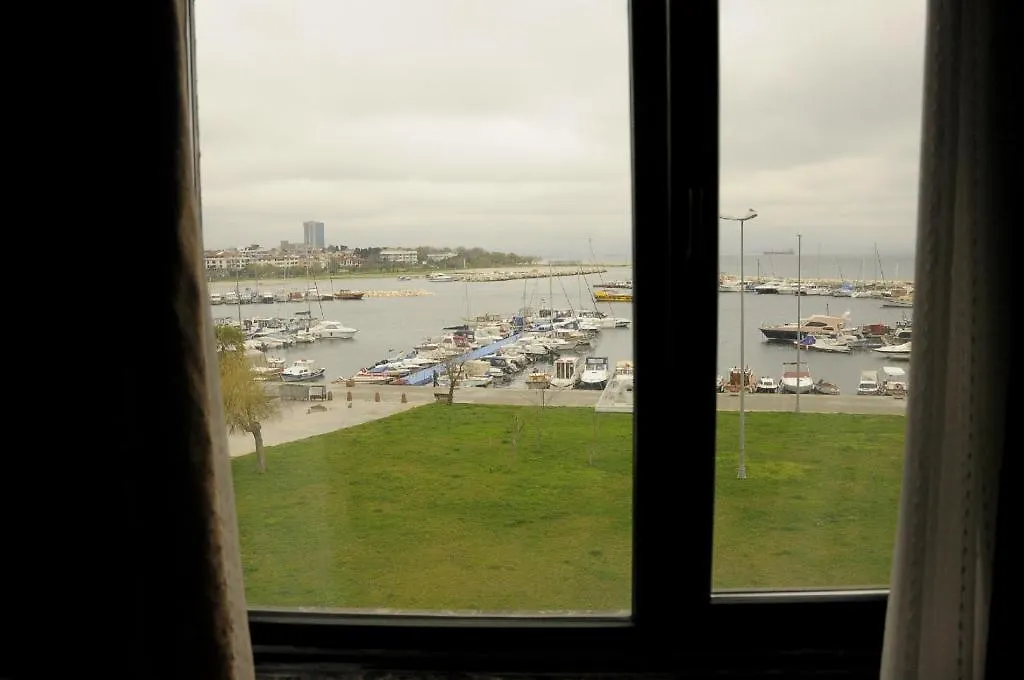 Airport Inn Hotel Стамбул